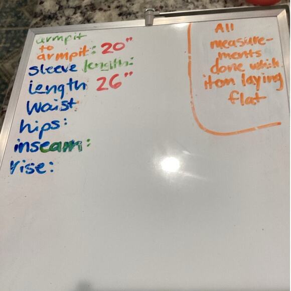 St. John Womens Silk Sleeveless Blouse Size 6 Gold Ruffle Tank Old Money Classic - Picture 4 of 7